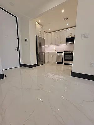 2nd image of 1336 Dekalb Ave #113