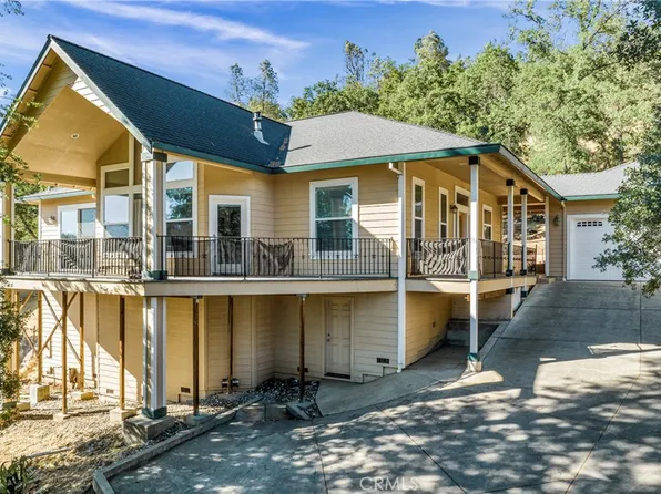 19932 Mountain Mdw N, Hidden Valley Lake, CA 95467