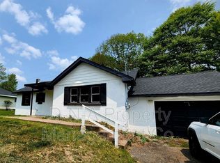 110 Smith Dr, Tobyhanna, PA