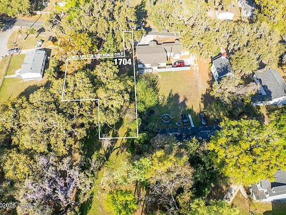 2nd image of 1704 Old Shell Rd
