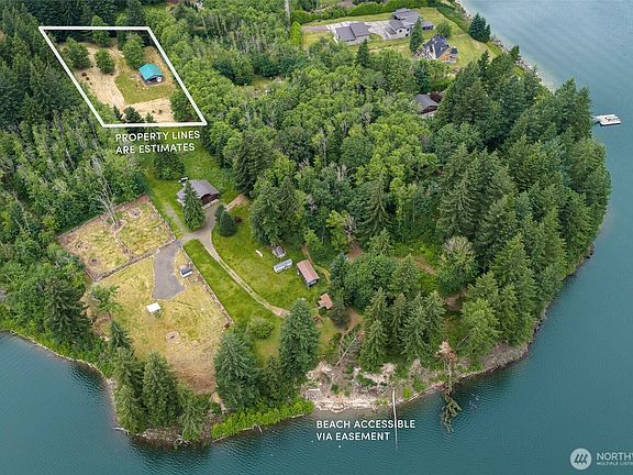 3rd image of 108 Craig Drive