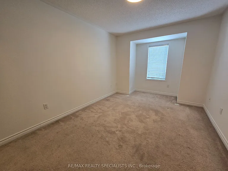 261 Casson Point — Photo 16