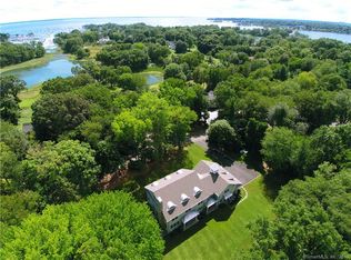 27 Pasture Ln, Darien, CT 06820