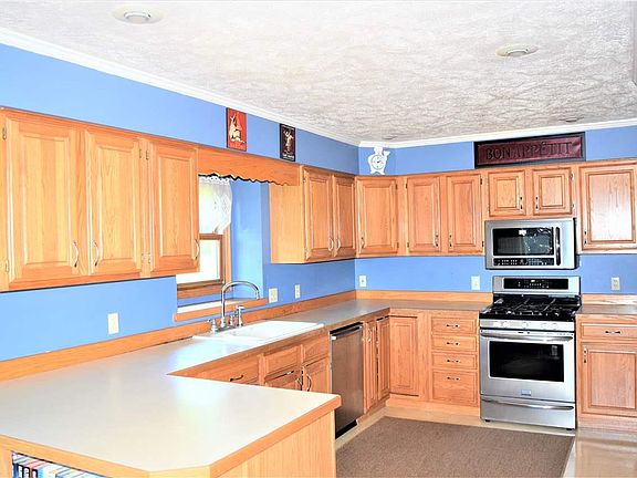 3rd image of 12345 S Lincoln Hollow Ct