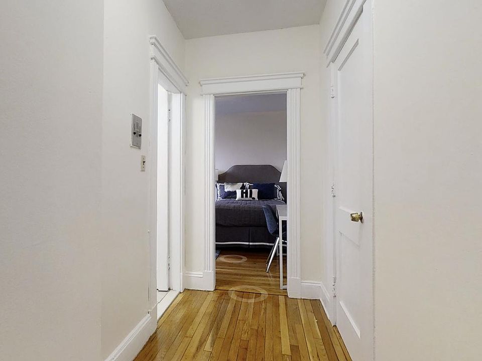 2nd image of 1154 Commonwealth Ave #15A