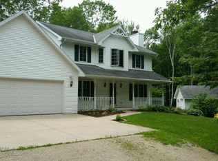 5981 E Stiles Tower Rd, Abrams, WI 54101