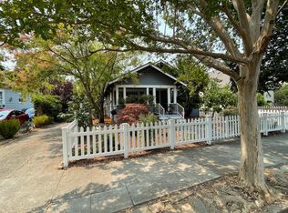 911 Wright St, Santa Rosa, CA 95404