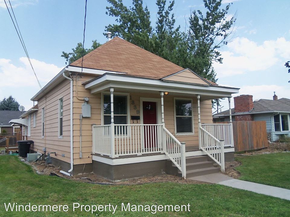 1st image of 1339 University St