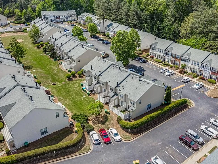 3285 Hidden Cove Cir — Photo 39