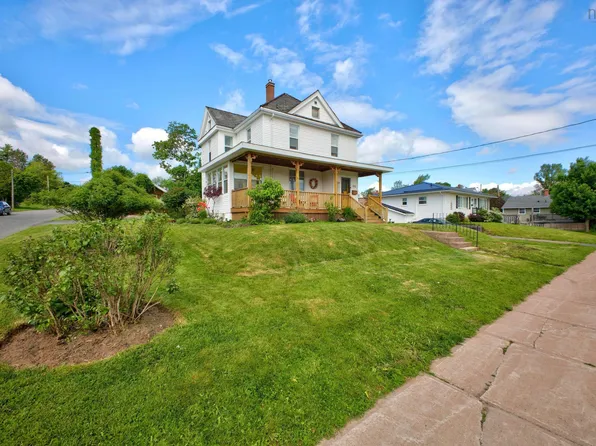 112 Herbert St, New Glasgow, NS B2H 1J7