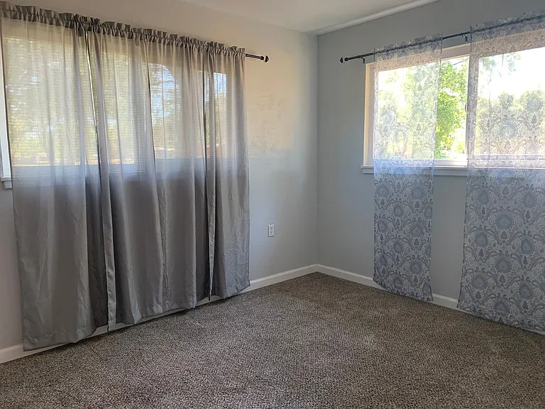 20470 Terry Ln — Photo 29