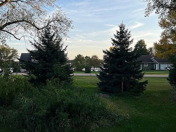 5th image of 0 N Long Lake Dr