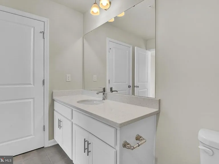 404 Constellation Ln — Photo 14