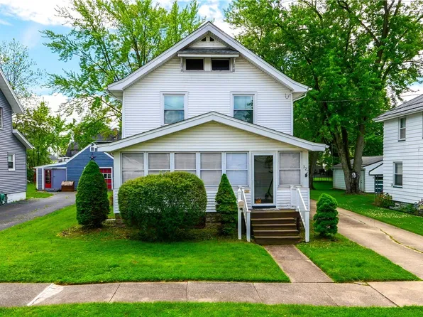 322 Oak Knoll Ave, Newton Falls, OH 44444