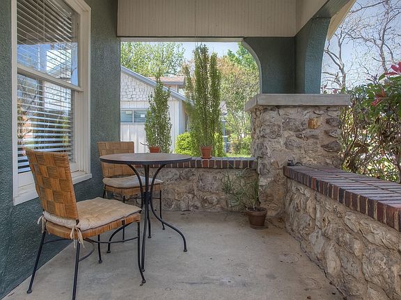 4th image of 4605 Byers Ave