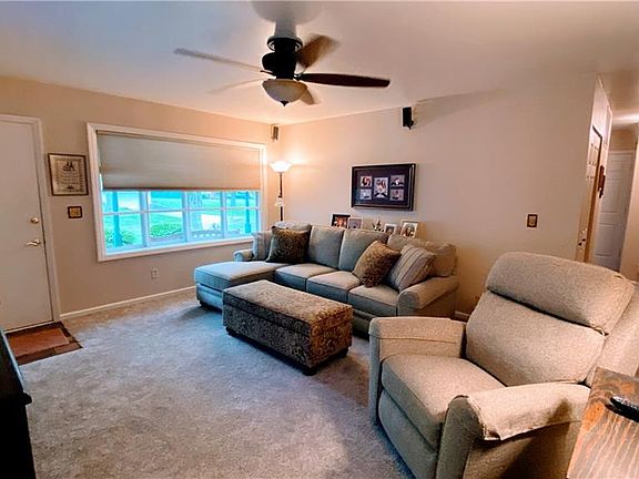 4th image of 7661 Whitehall Dr