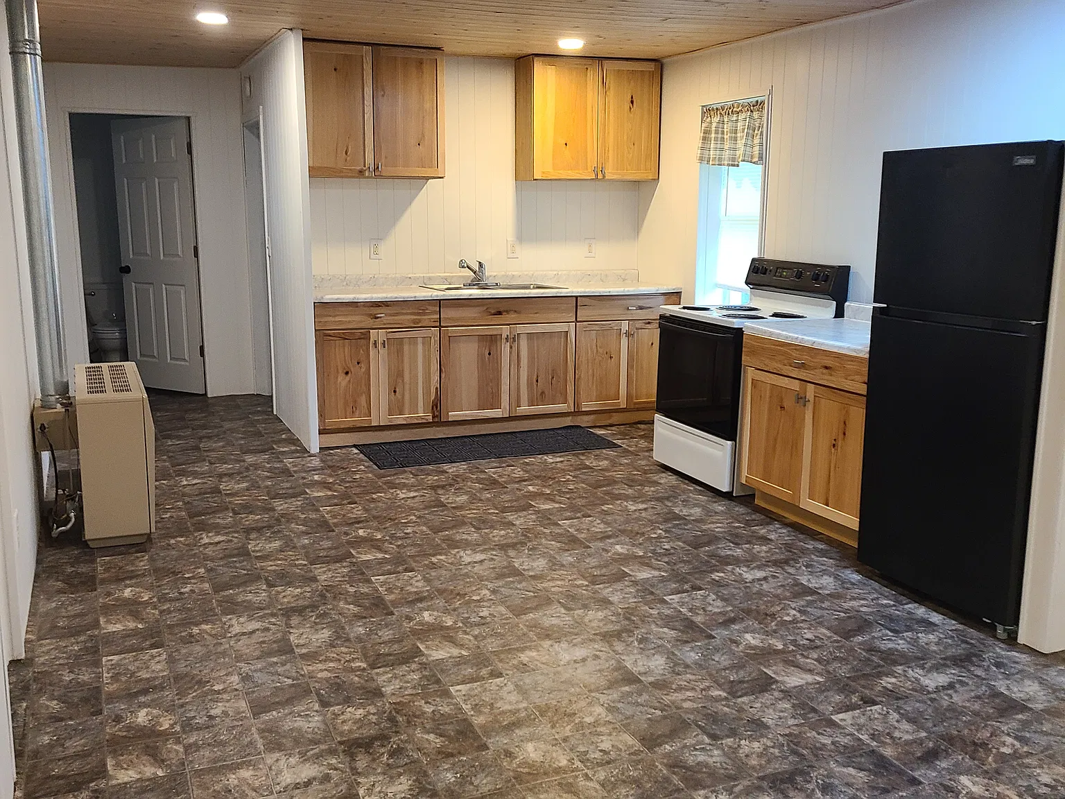 2 bed, 800 sqft, $1,000 — Photo 3