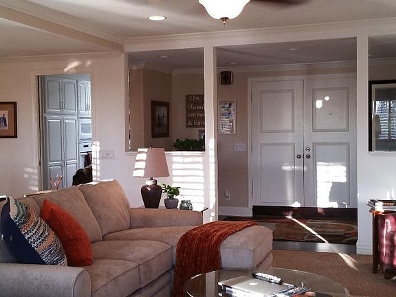 5th image of 537 N Vecino Ave