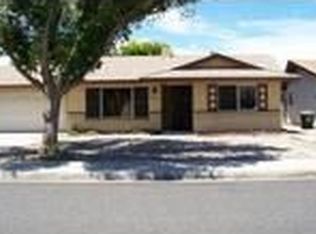 2844 Carl Dr, Hemet, CA 92545