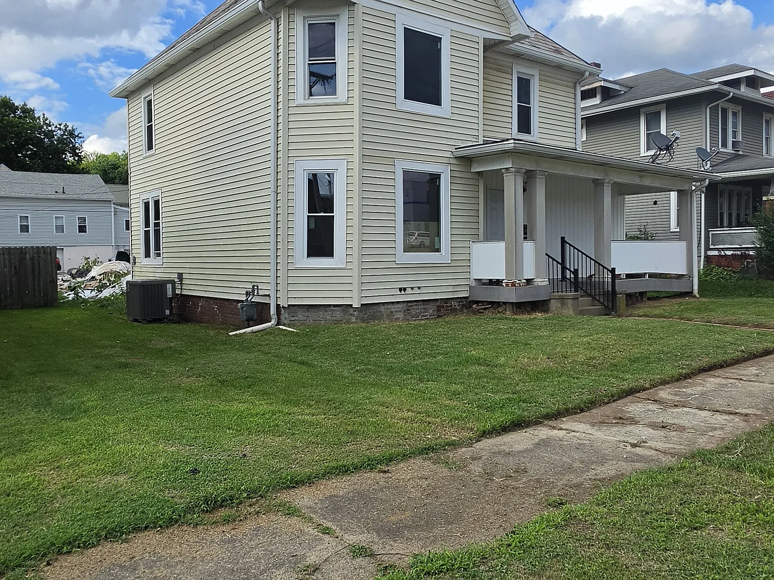3 bed, 1874 sqft, $2,000 — Photo 4