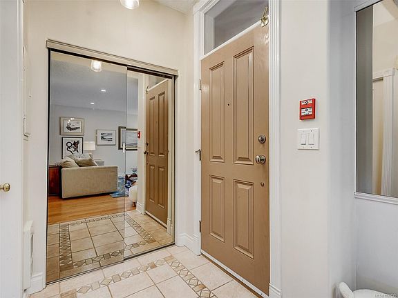 5th image of 75 Songhees Rd #104
