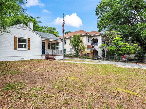 3rd image of 2229 Central Avenue