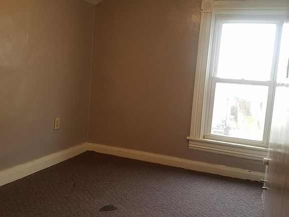 Small room off bathroom