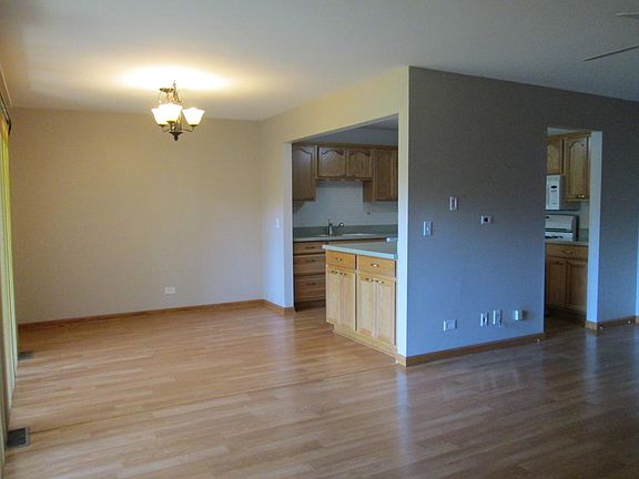 4th image of 1106 Wildberry Ct APT B1