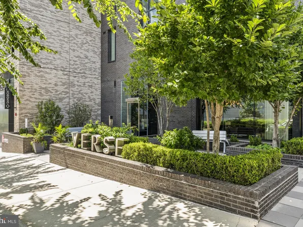 1650 Silver Hl #1104, McLean, VA 22102