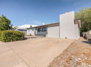1516 N Carlton Ave, Farmington, NM 87401
