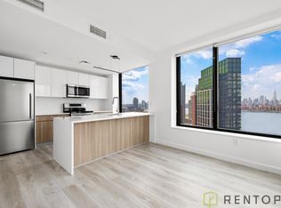 87 Commercial St #1702N, Brooklyn, NY 11222