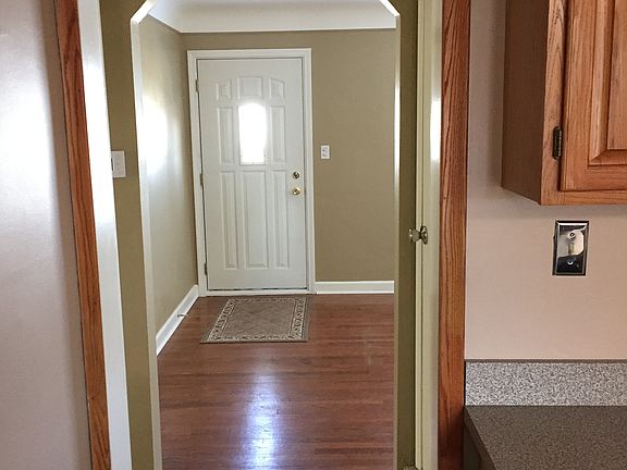 5th image of 1616 Donald Ave