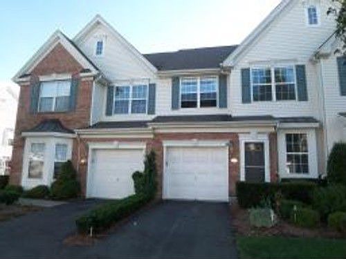 1st image of 124 Cambridge Dr