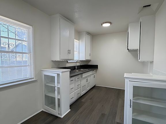 3rd image of 8139 S Hoover St #807