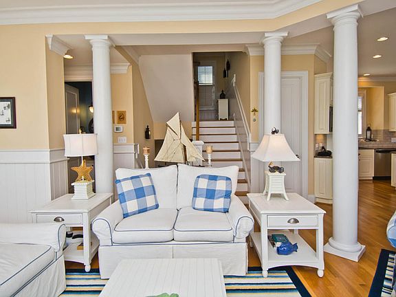 5th image of 210 Sea Isle Pt