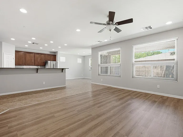 4058 E Bruce Ave — Photo 7