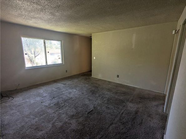 kansas-city-missouri-457037635 picture