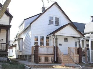 2557 S Graham St, Milwaukee, WI 53207