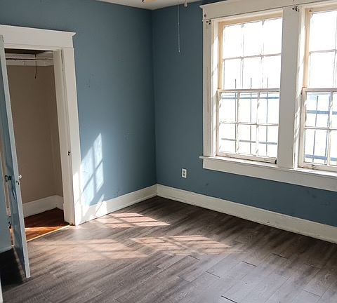 5th image of 104 S Jefferson St #19