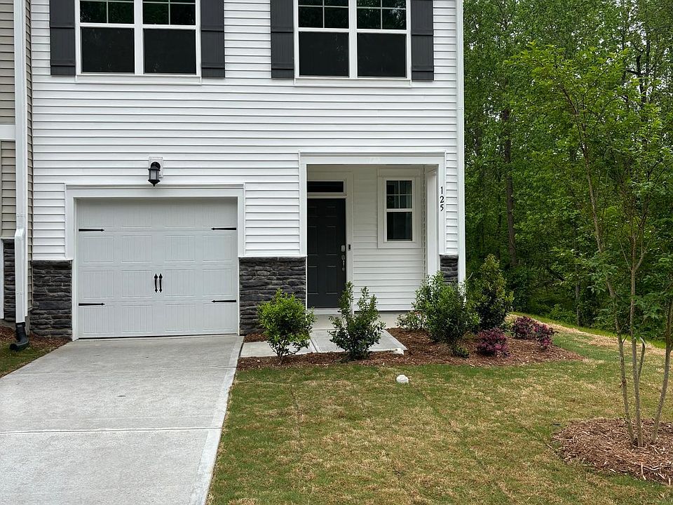 125 Vanilla Orchid, 
Beautiful end unit Carson plan, lots of natural light