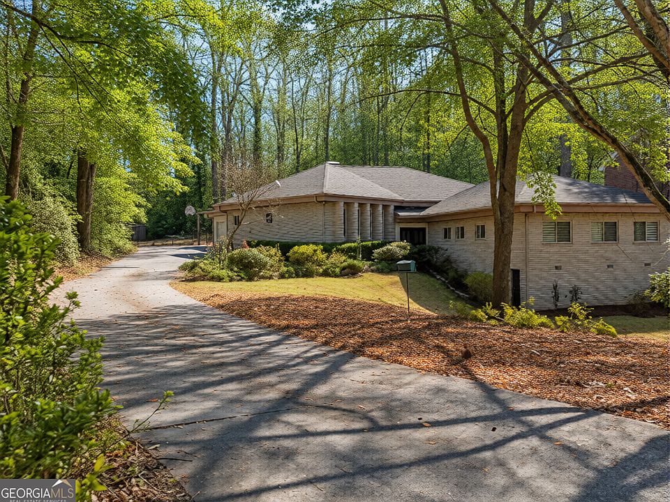 1st image of 2153 Starfire Dr NE