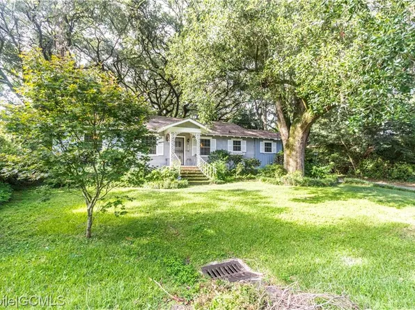 2401 N Buena Dr, Mobile, AL 36605