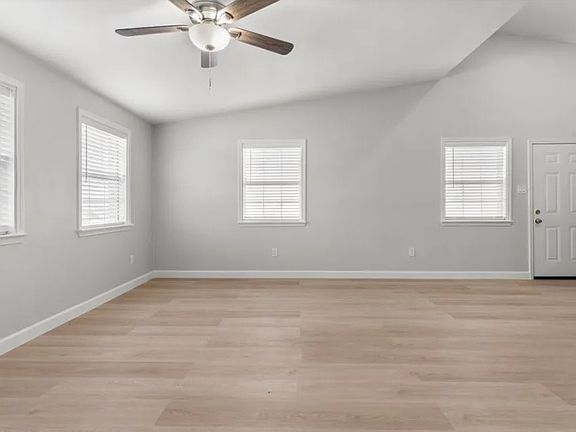3rd image of 3123 Patience Ave