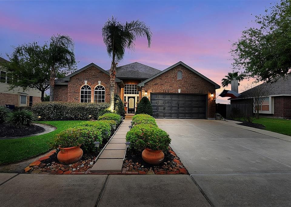 1st image of 3103 Curlew Ln
