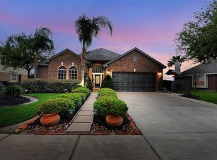 3103 Curlew Ln, Texas City, TX 77590