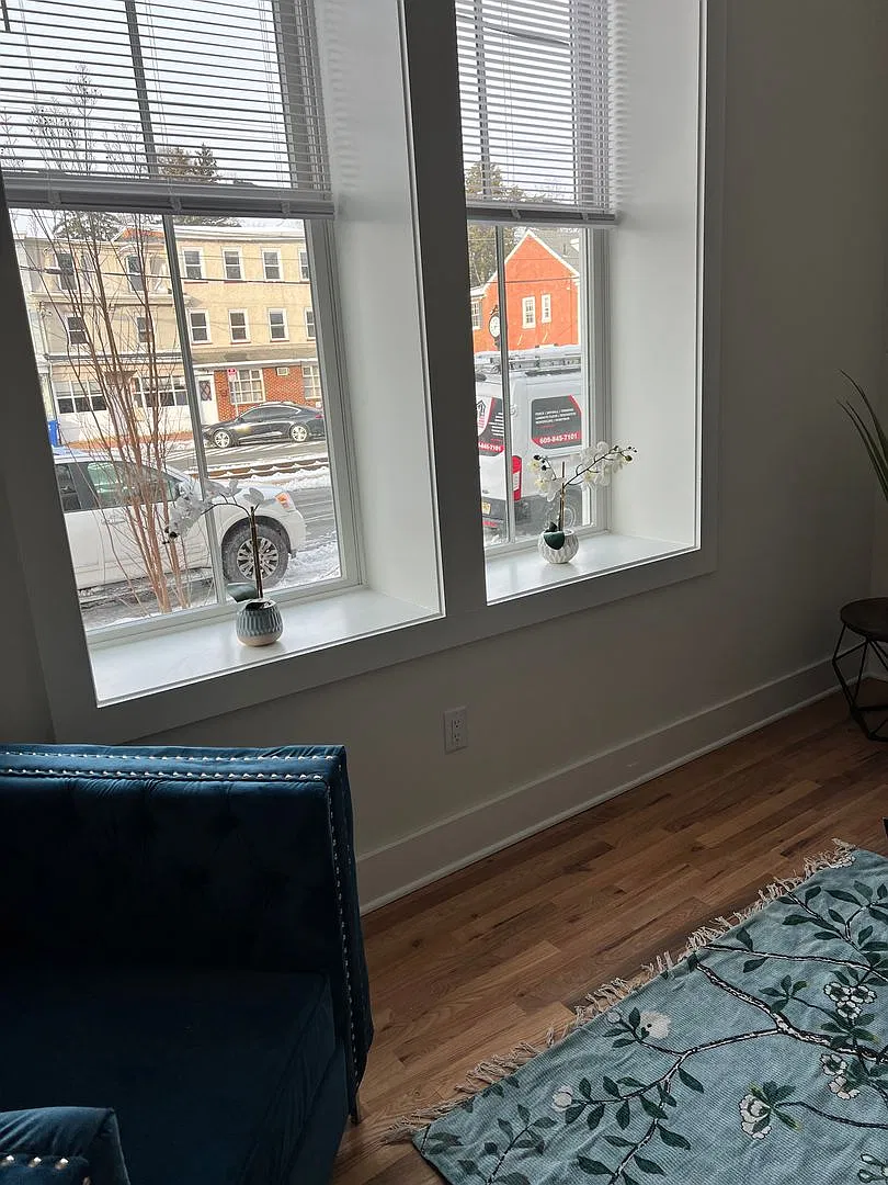 106 E Broad St — Photo 3