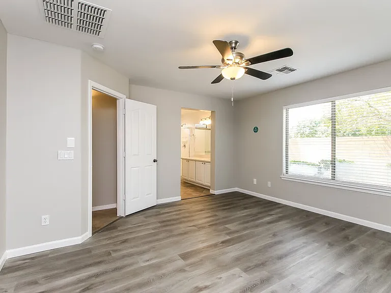 32830 N Sandstone Dr — Photo 10