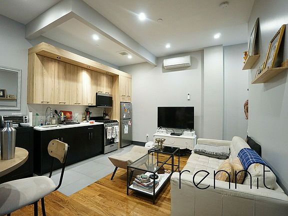 2nd image of 396 S 5th St #2B
