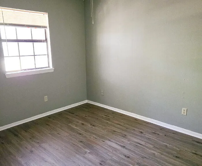 1030 Sable Dr #B — Photo 2