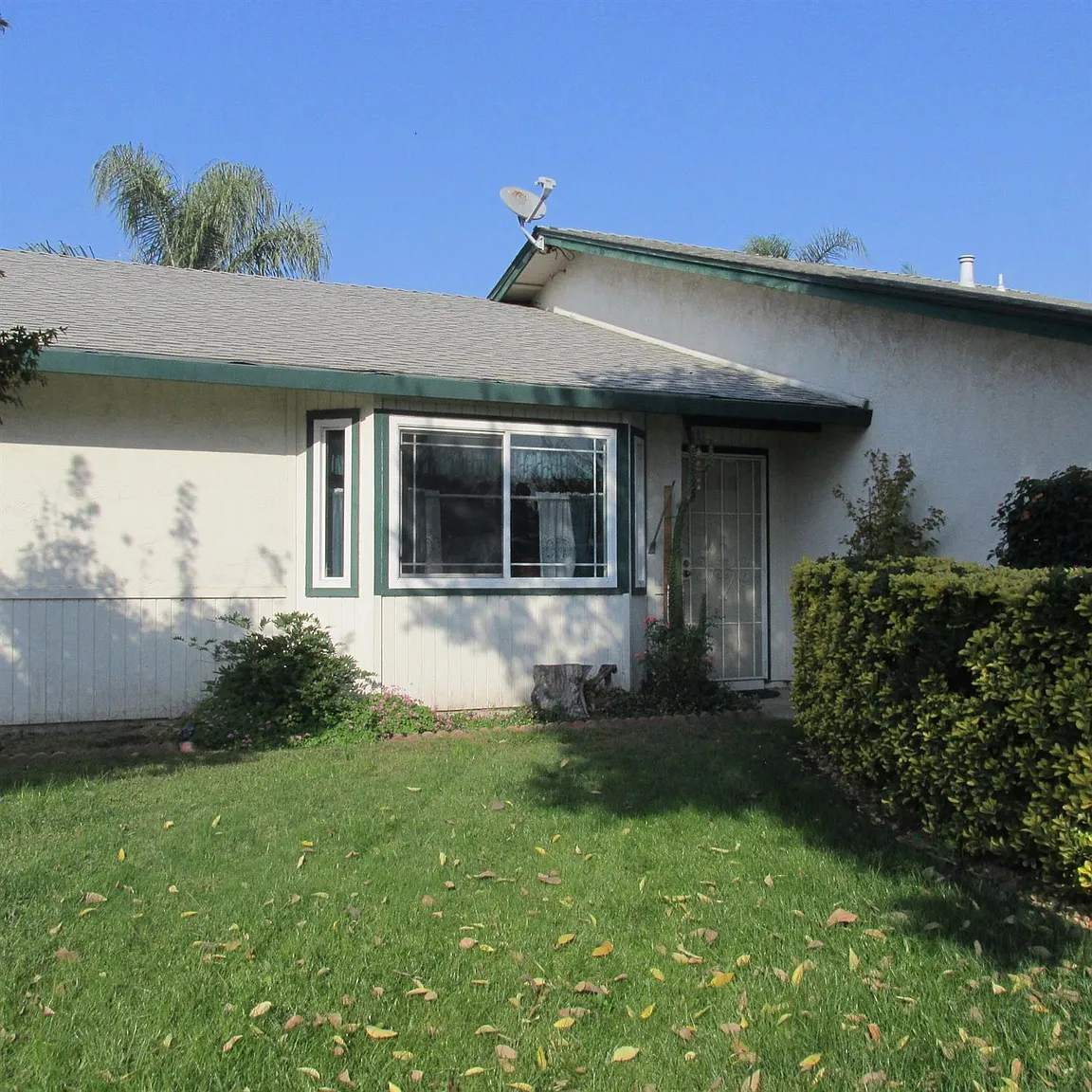 2809 Pinnacles Dr photo 1